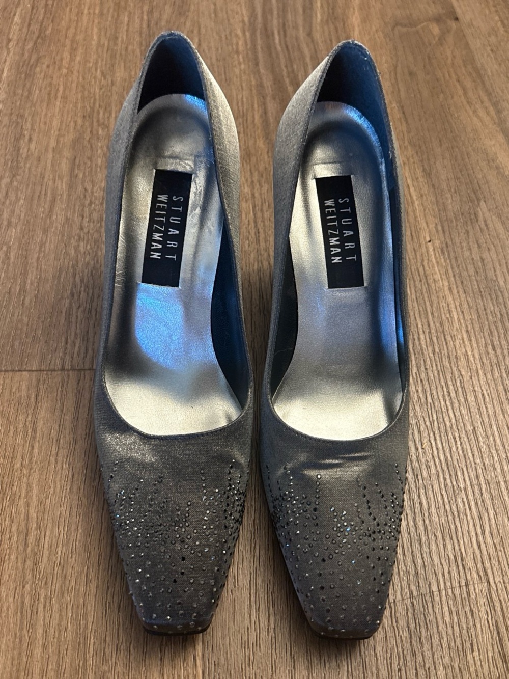 Stuart Weitzman Gray Crystal-Embellished  Pumps NEW. Size 8 1/2. $420 MSRP.